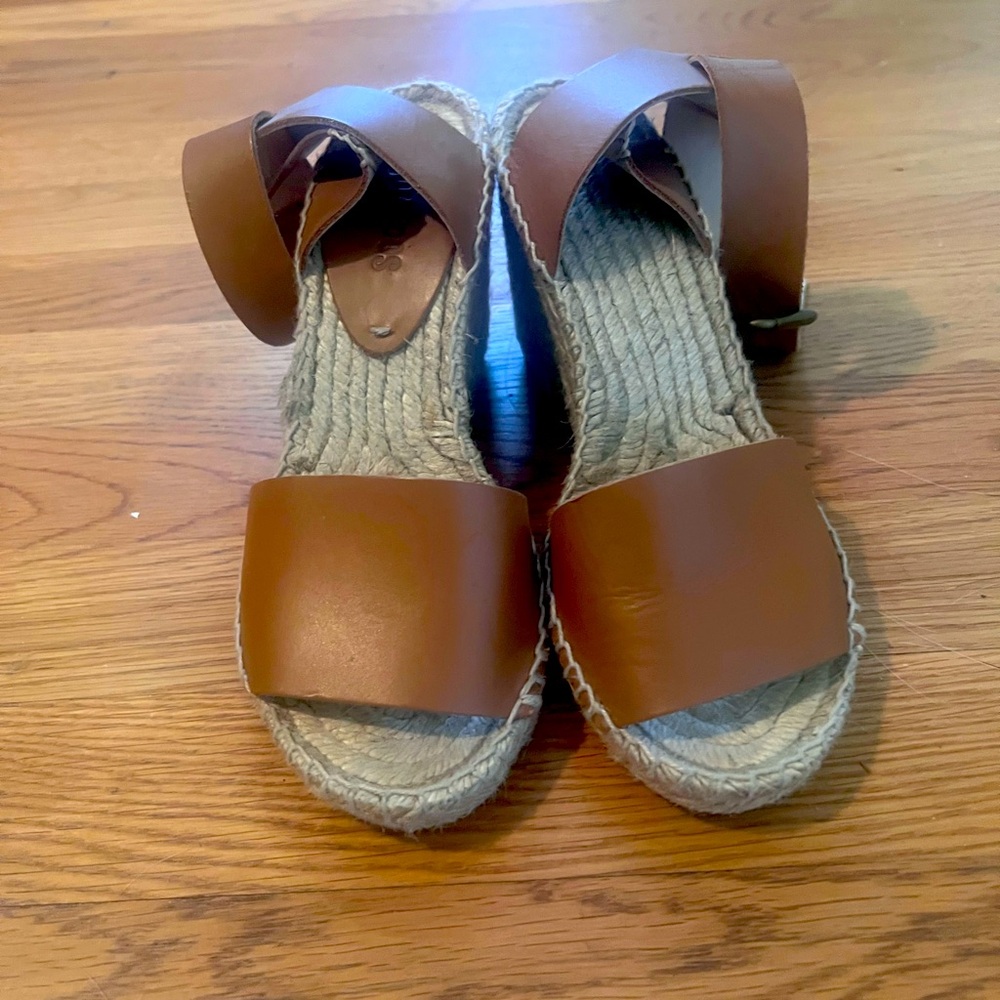 Soludos leather wedges